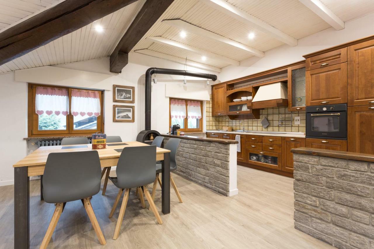 Lo Sherpa Holiday Home Aosta Exteriör bild